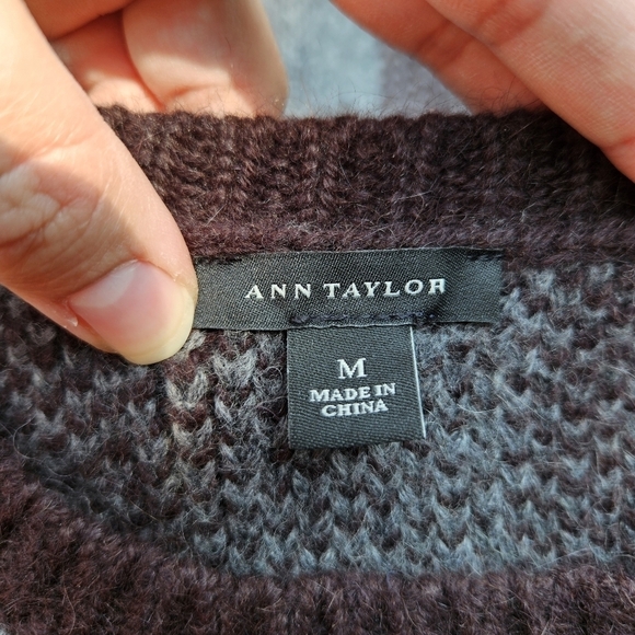 Ann Taylor gray and brown sweater angora alpaca size medium - Picture 4 of 6